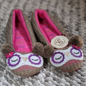 Cute & Comfy Owl Slippers NWT